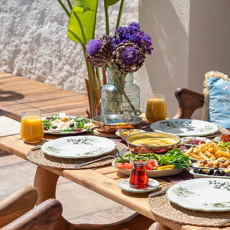 Cerenity Alacati Hotel *