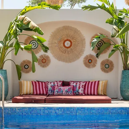 Cerenity Alacati Hotel *