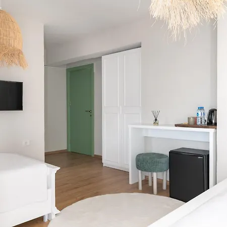 Cerenity Alacati Hotel *